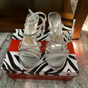 Hot tomato silver strappy heel